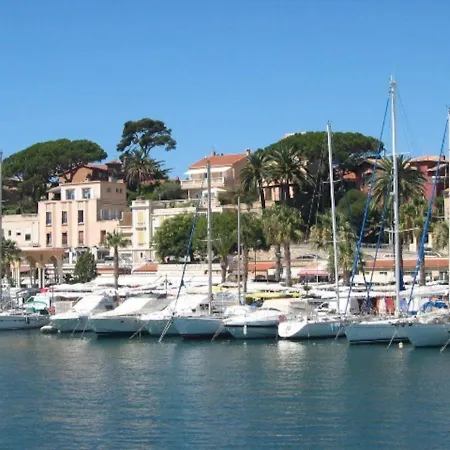 110 Grande Terrasse Proche 아파트 *