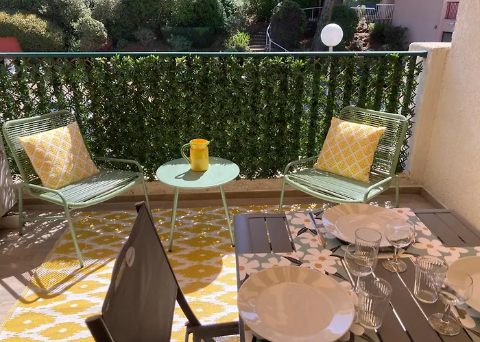 110 Grande Terrasse Proche * Bandol